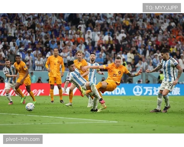 范加尔执教哲学重塑现代足球：战术革新引领新时代