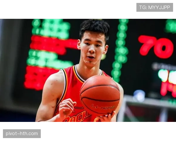 刚看到郭昊文昨晚那顿饭的账单，我存了三年还差一半